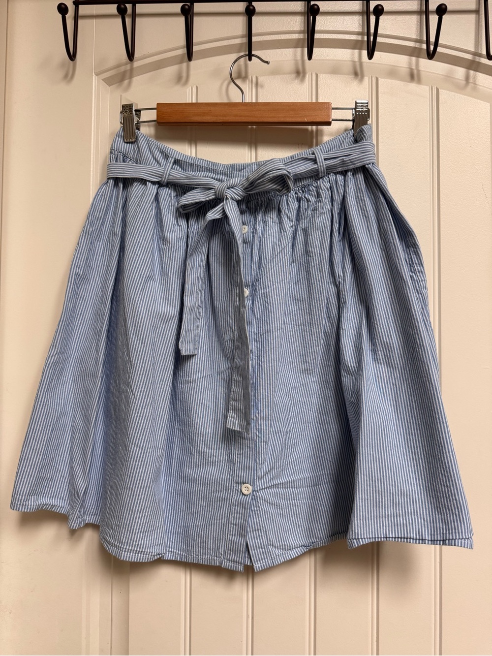 Honey Blue Striped Tie-Waist Full skirt Mini Skirt. Size 30/80 cm